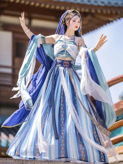 A Closer Look: Dunhuang Costume vs. Hanfu - How They Differ-6