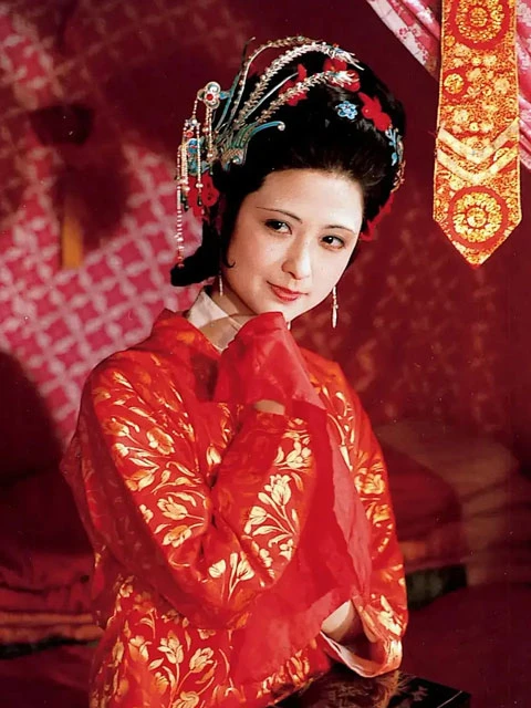 The Hanfu Aesthetics in the Dream of the Red Chamber (1987)-40