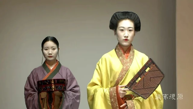 Hanfu Restoration Costume Show in Latest Documentary-4