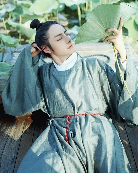 How to Choose Hanfu in Spring-14