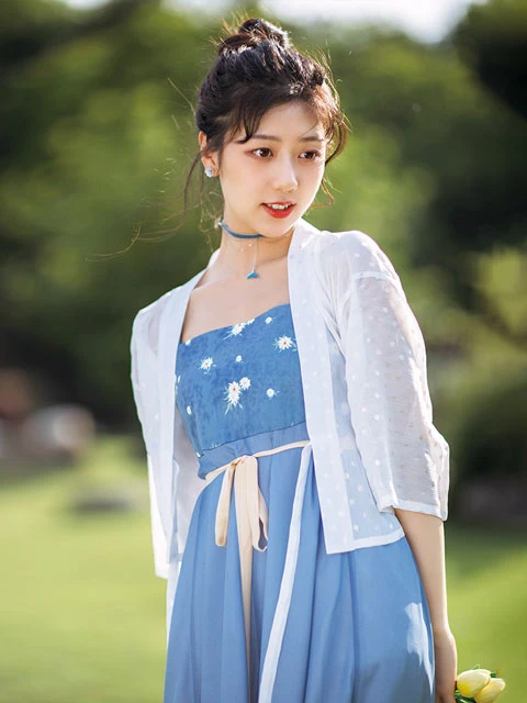 7 Sets of Summer Hanfu to Make You Unique-6