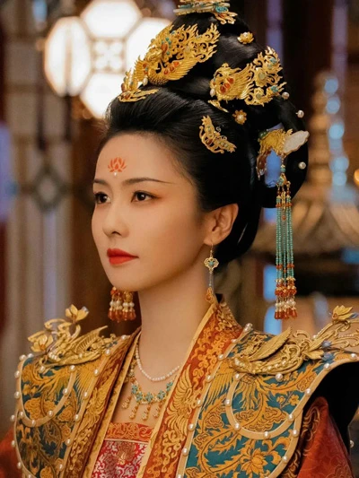 Exploring the Historical Context and Makeup Trends of Huadian in Cdramas-12