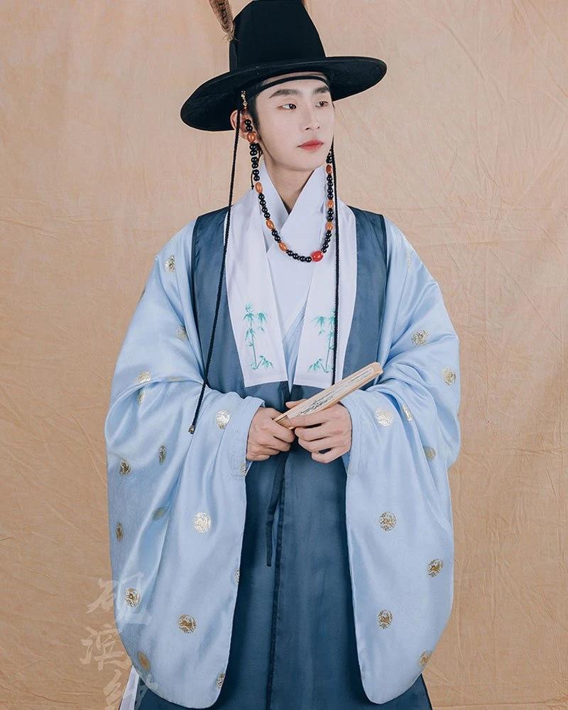 The Application of Annual Popular Color in Hanfu -- Classic Blue-14