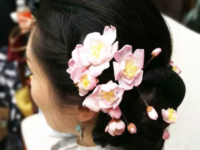 4 Beautiful Artificial Flowers in Han Fu Hair Accessories-15