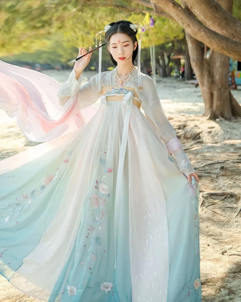 4 of The Best Parent & Child Hanfu Costume Ideas-3