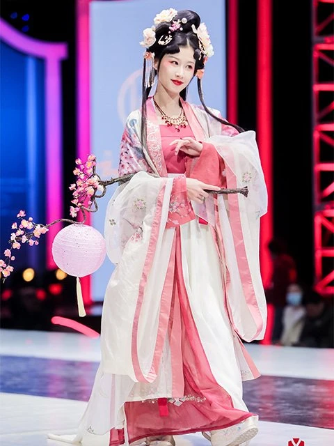 Live photos of Chinese National Costume Day on December 5-41