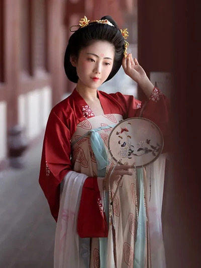 Exquisite Restored Hanfu from the Ancient Painting-14