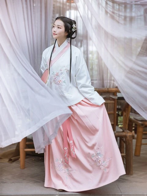 5 Adorable Pink Hanfu You'll Want to Wear-6