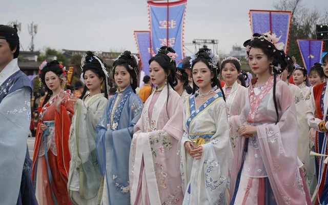 2023 the First Sichuan-Langzhong Hanfu Festival Was Successfully Held-11