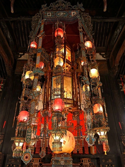 Exploring the History and Art of Chinese Lanterns-8