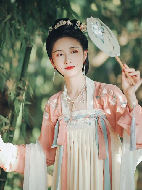 6 Hanfu Styles for Summer-5