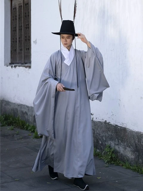 3 Tips for Men to Picking Right Hanfu Style-3