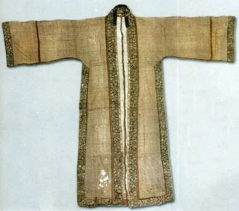 5 Historical Fashion Items from Ancient Chinese Costume-13