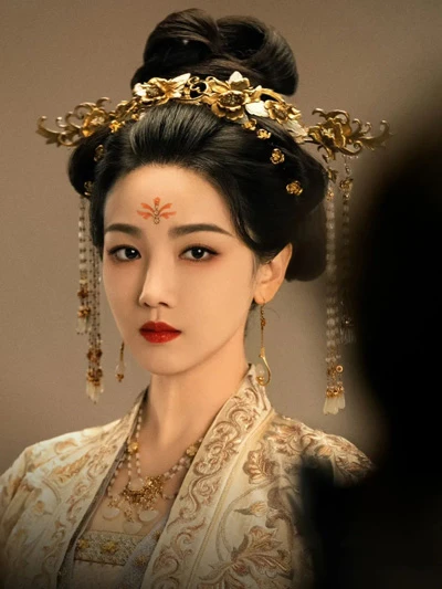 Exploring the Historical Context and Makeup Trends of Huadian in Cdramas-6