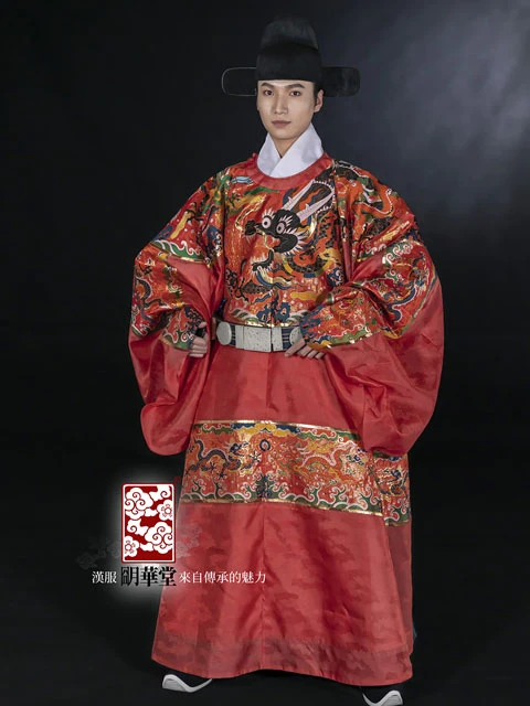 Are the Beijing Opera Costume the Same to Hanfu Costume？-7