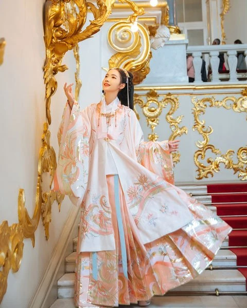 Top 5 Popular Traditional Chinese Women's Clothing-8