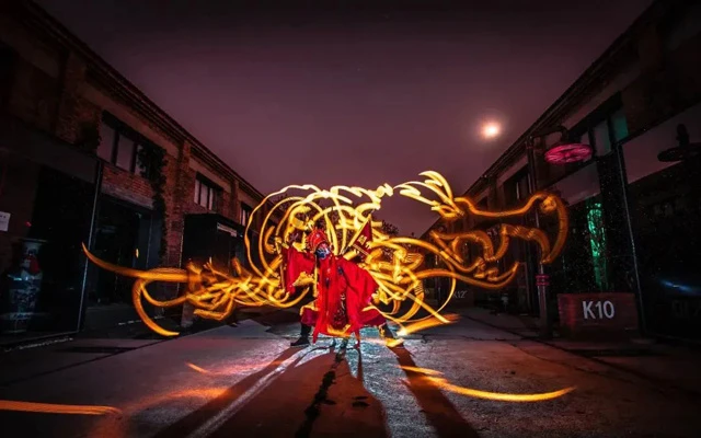 Exploring the Artistry of Wang Sibo - the Pioneer of Chinese Light Painting-5