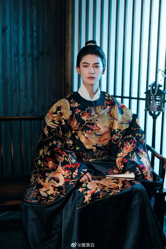 5 Styles of Gender-Neutral Hanfu-3