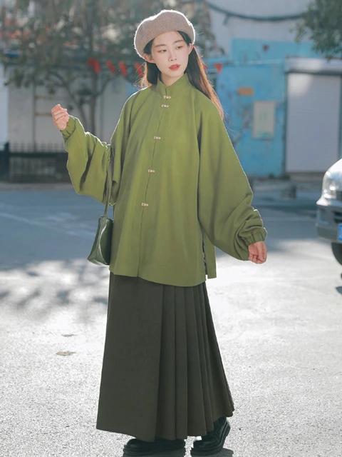 Get the Perfect Winter Hanfu Look with These Mixing and Matching Tips-12