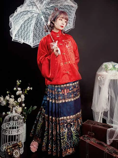 Chinese Fashion - Wear Hanfu with Auspicious Patterns-12