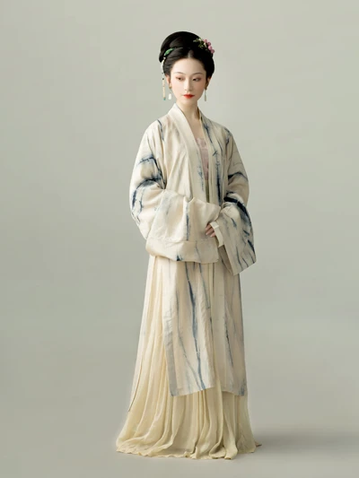 Rediscovering the Beauty of Song Dynasty Hanfu Matching-4