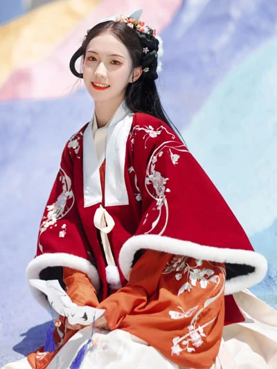 5 Recommended Girls Hanfu Suits for Chinese New Year-11