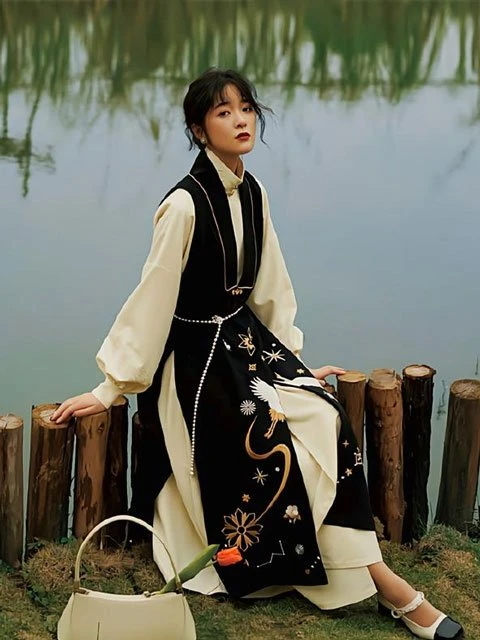 6 Fashion Hanfu Outfit Ideas in 2021-18