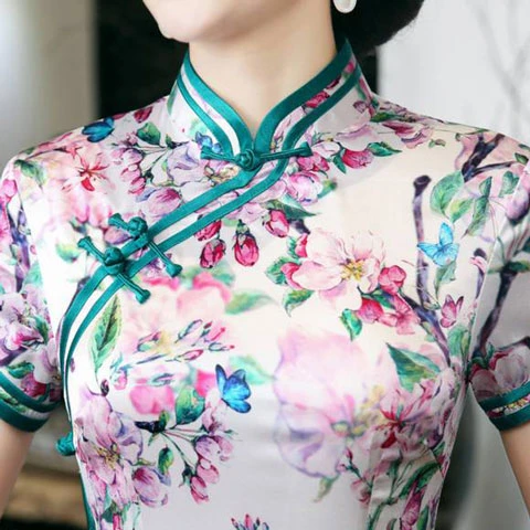 The Art of Cheongsam Collar: An Exploration of the Different Styles and Their Feature-29