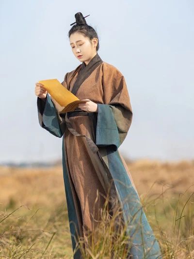 How to Choose Green Hanfu Clothing for Your Spring-3