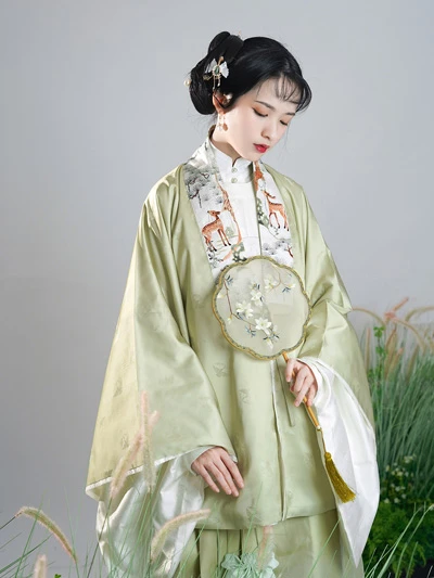 18 Latest Spring Chinese Outfits for Women 2022-14