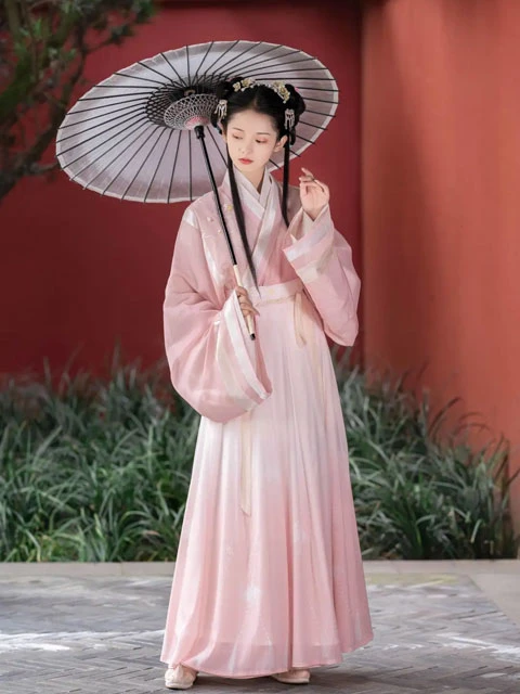 8 Examples of Common Fabrics Used in Hanfu Making-14