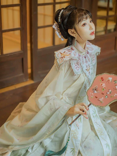 Flowers to Highlight Your Spring Hanfu Attire-8