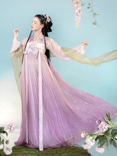 Flowers to Highlight Your Spring Hanfu Attire-38