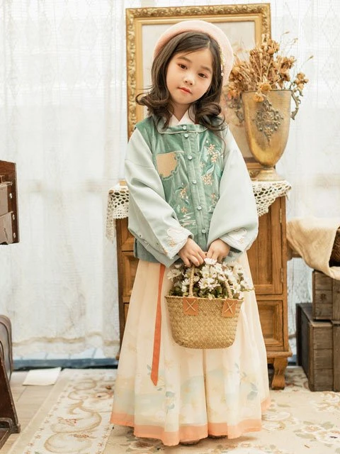 How to Choose One Genuine Chinese Costumes for Children?-13