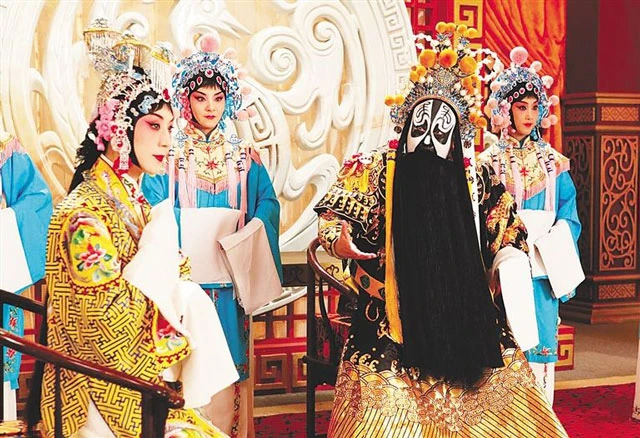 Are the Beijing Opera Costume the Same to Hanfu Costume？-8