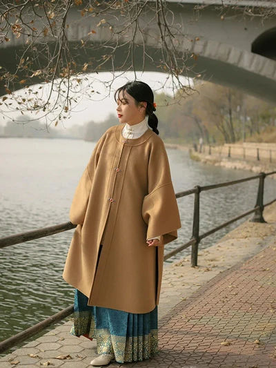 7 Cute and Comfy Winter Hanfu Outfits in 2022-8