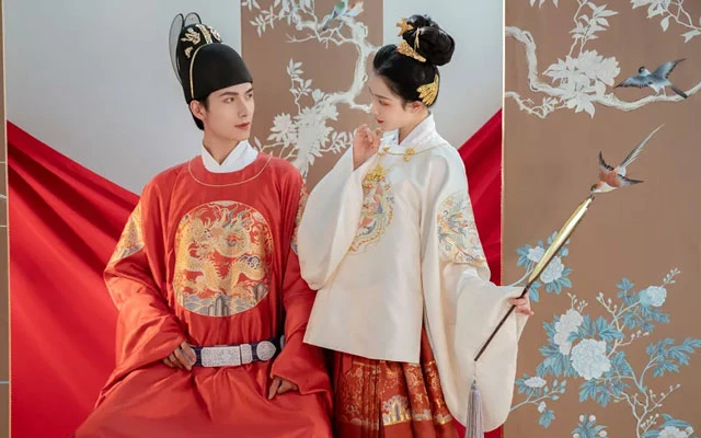 Who Is the First Person to Start a Hanfu Store in China?-6