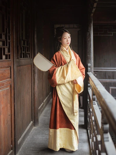 5 Best Accessories to Match with Quju Hanfu