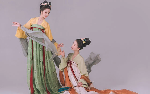 Traditional Chinese Clothing - What do you wear in China-1