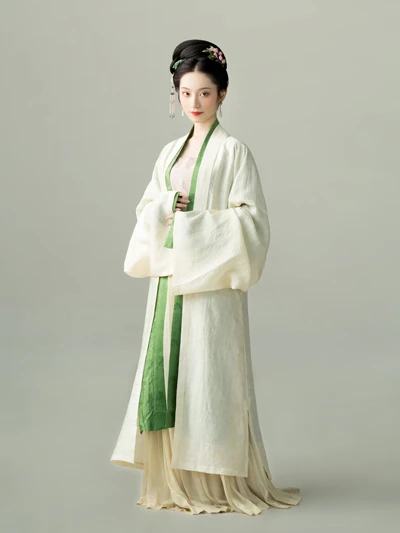 Rediscovering the Beauty of Song Dynasty Hanfu Matching-6