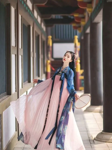 Will You Like the Combination of Hanfu & Cartoon / TV series?-7