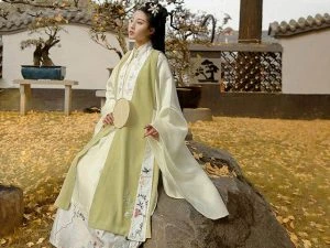 10 Beautiful Accessories to Decorate Your Chinese Costume-16