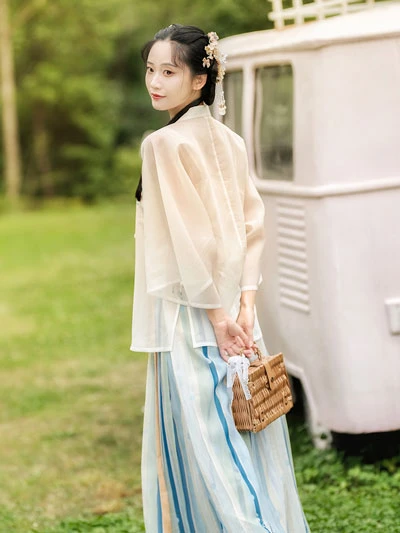 8 Latest Summer Hanfu Dressing Inspiration for Female-24