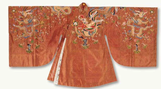 Are the Beijing Opera Costume the Same to Hanfu Costume？-2