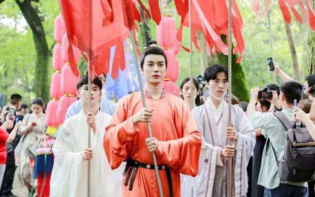 The Current Situation and Future of Hanfu Industry