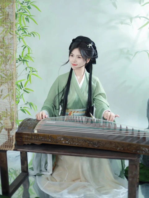 Featuring 9 Classic Chinese Instruments in Hanfu Photo Shoots-3