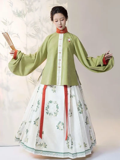 The Most Iconic Hanfu Outfits to Wear for Chinese New Year-9