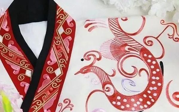 Do you know the characteristics of embroidery in various dynasties of Hanfu?-1