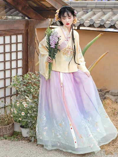 Pick a Gradient Color Hanfu for Your Spring!-5