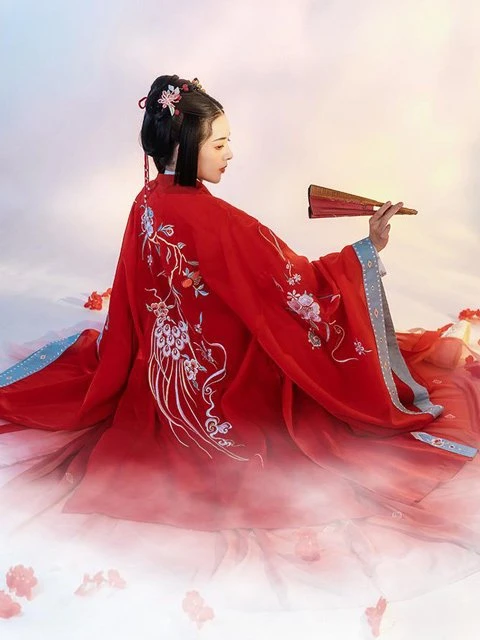 12 Most Beautiful Traditional Chinese Wedding Dresses-14